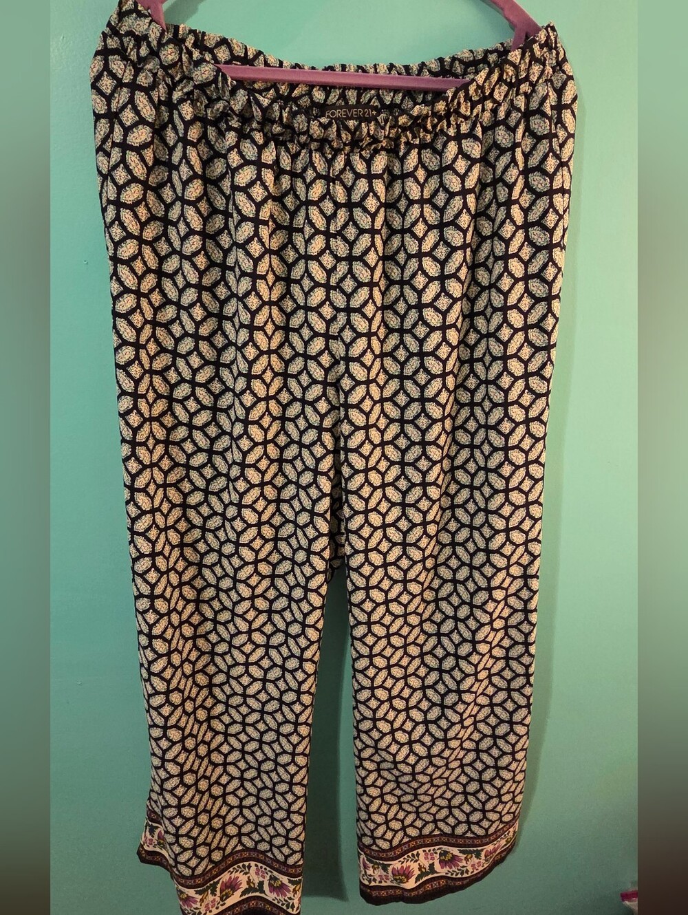 Forever 21 Plus+ Black & Cream Geometric Print Wide-Leg Pants